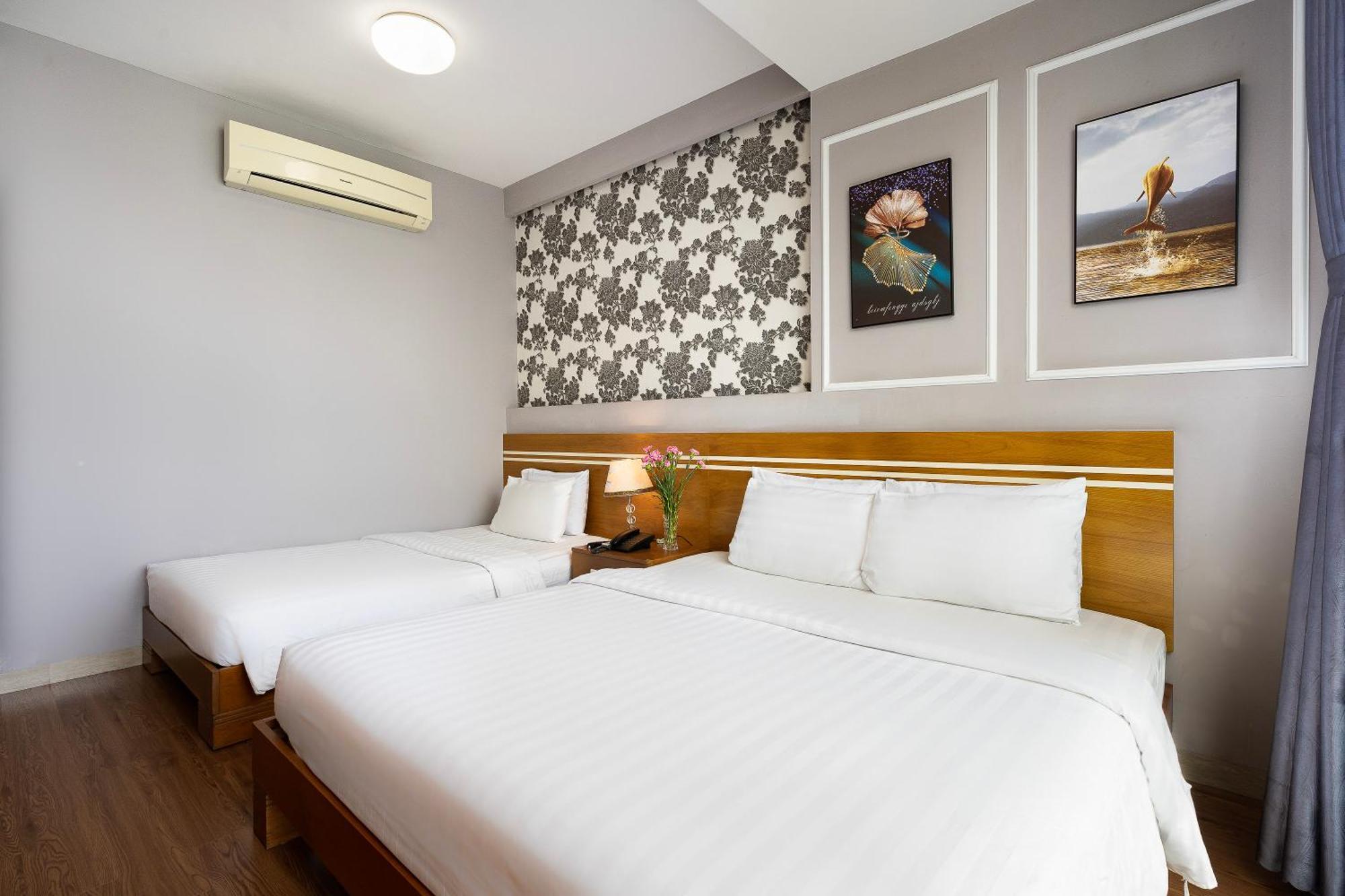 Lucky Star Hotel 266 De Tham Thành Pho Ho Chí Minh Esterno foto