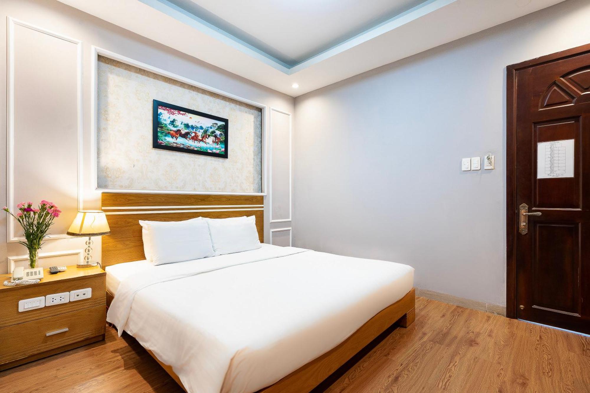 Lucky Star Hotel 266 De Tham Thành Pho Ho Chí Minh Esterno foto