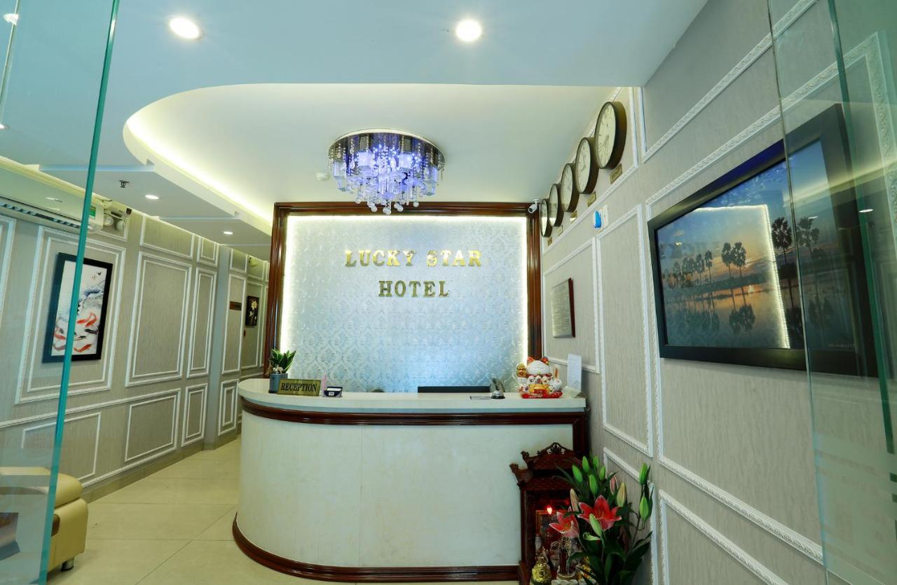 Lucky Star Hotel 266 De Tham Thành Pho Ho Chí Minh Esterno foto